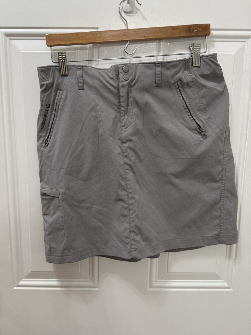 Merrell Gray Performance Utility Skirt Size 8 (035)